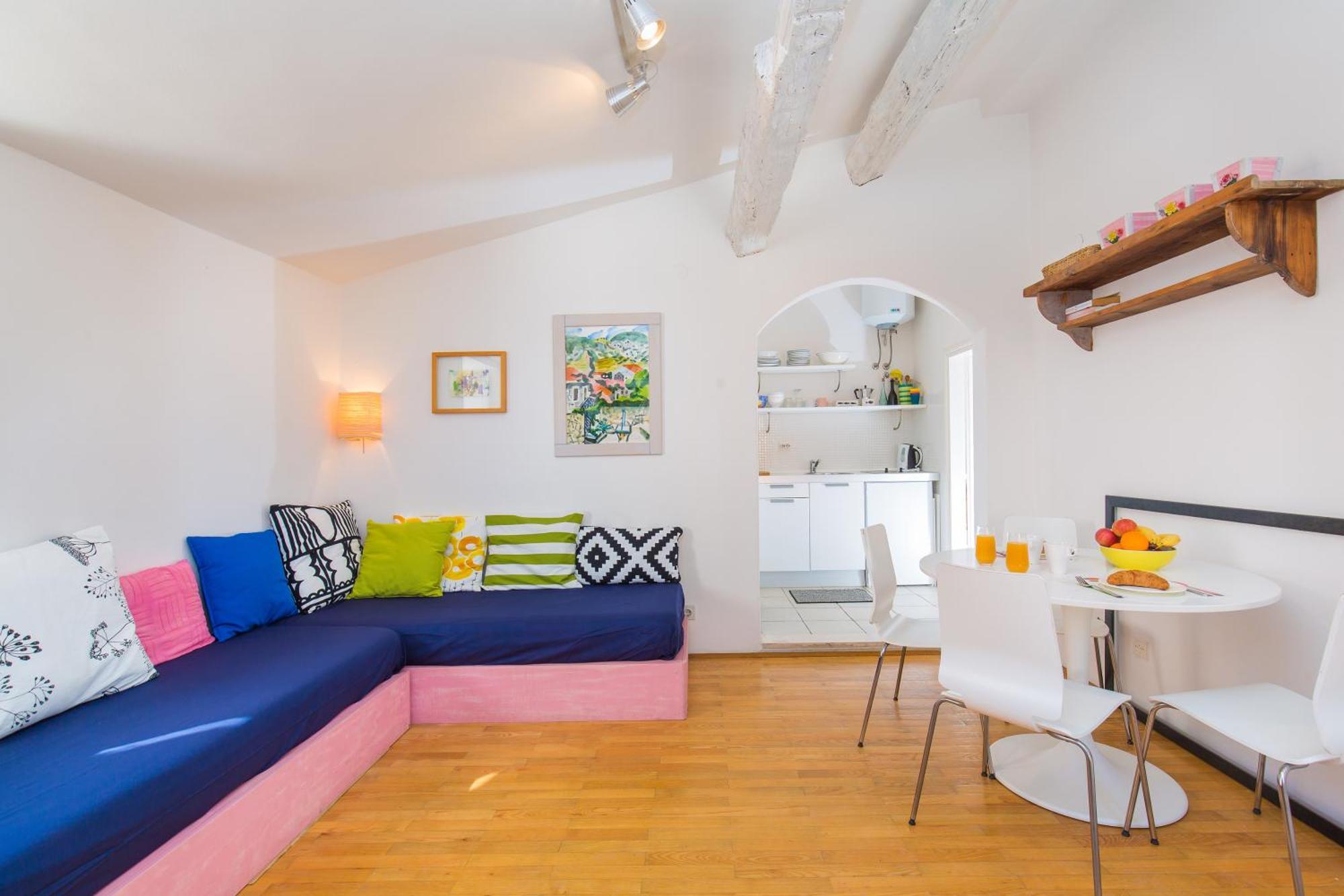 Arty Apartments In The Heart Of Dubrovnik By Irundo Bagian luar foto