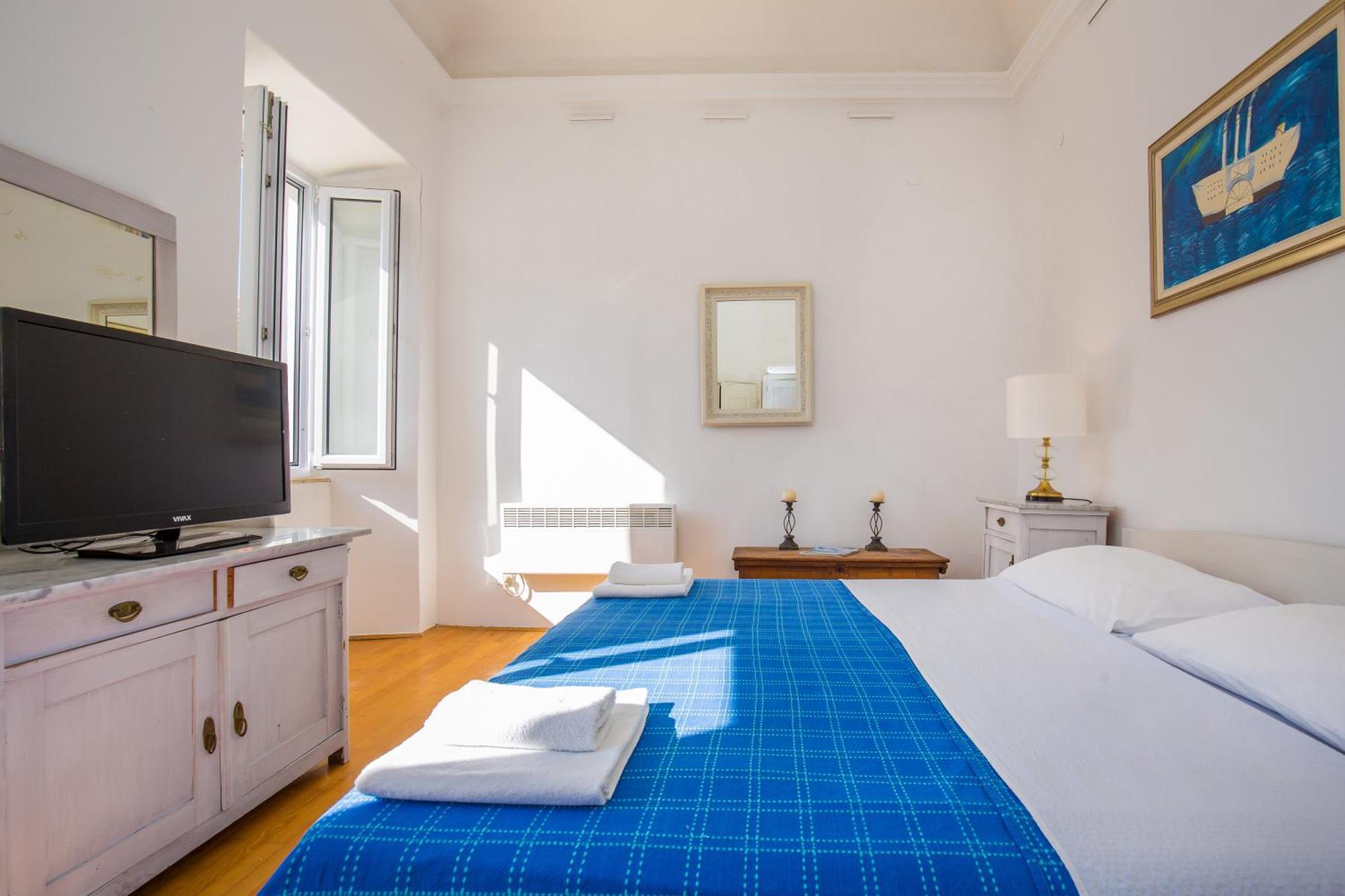 Arty Apartments In The Heart Of Dubrovnik By Irundo Bagian luar foto